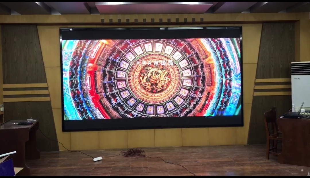 資陽大悟煙草局室內全彩P1.8安裝完成   尺寸：3.84*2.08   像素點：2064*1118